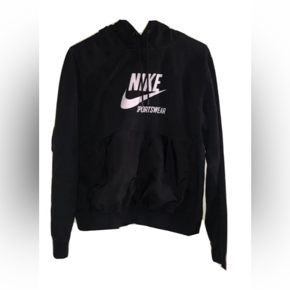 Size small Nike hoodie
